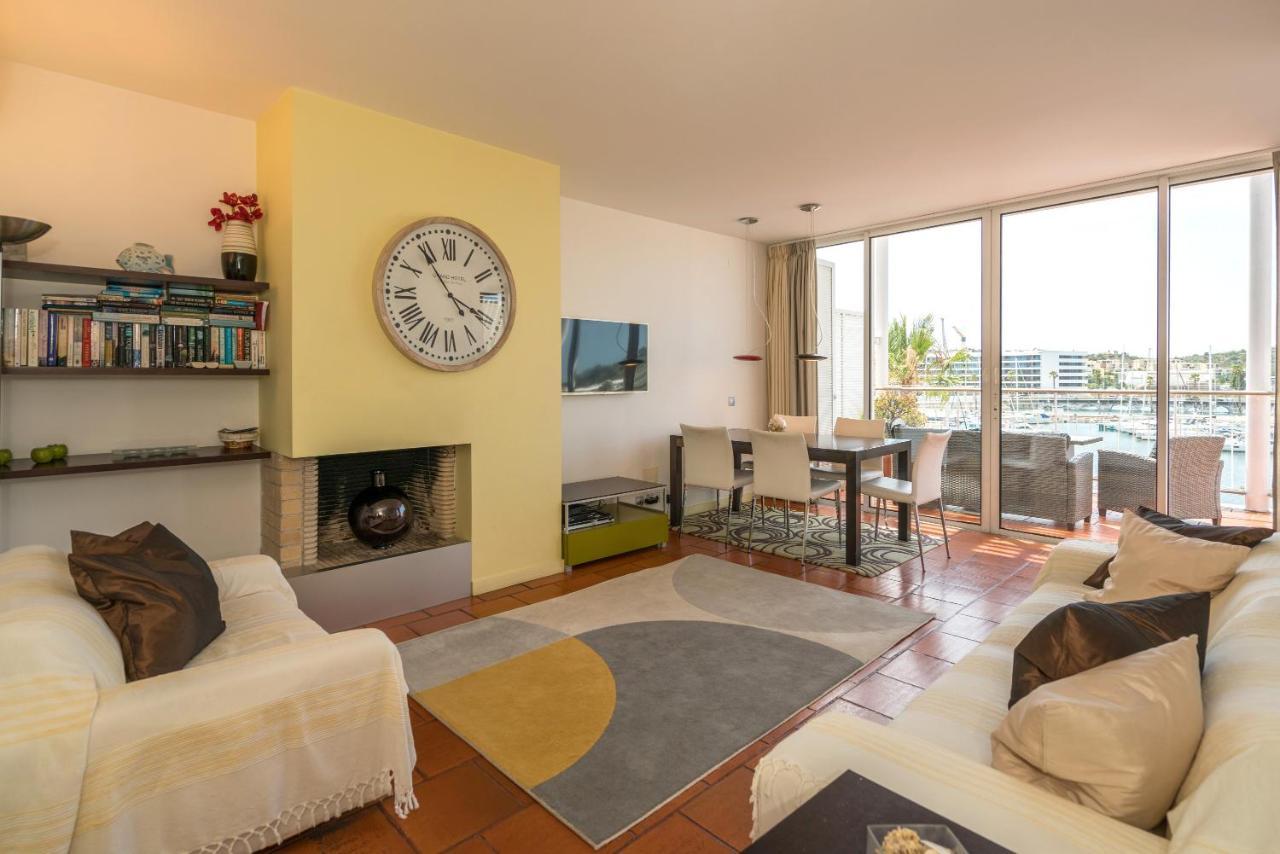 Stunning 2-Bed Penthouse In Lagos 250M From Beach Exterior photo